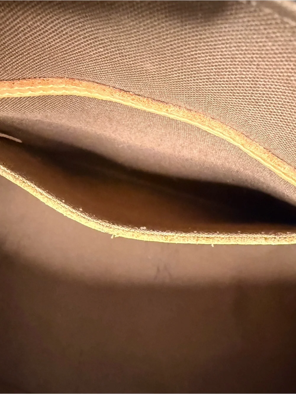 100% Authentic Louis Vuitton Monogram Alma - Picture 6 of 7